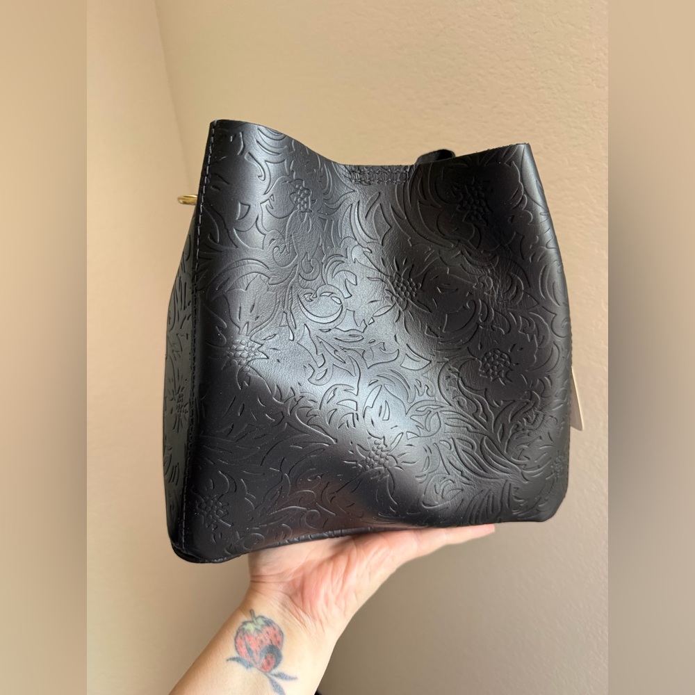 Portland Leather goods, Dahlia butterfly Crossbody bag